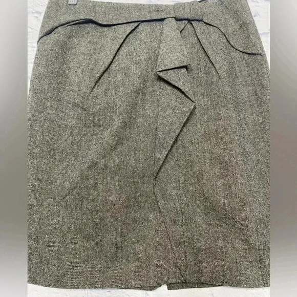 BANANA REPUBLIC Stretch Bow Pleats Wool Blend Tweed Skirt - Picture 2 of 7
